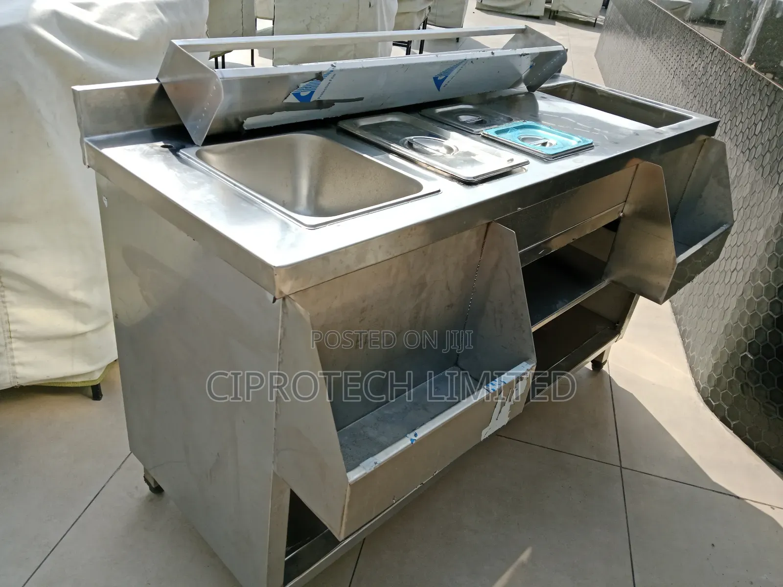 Cocktail Table