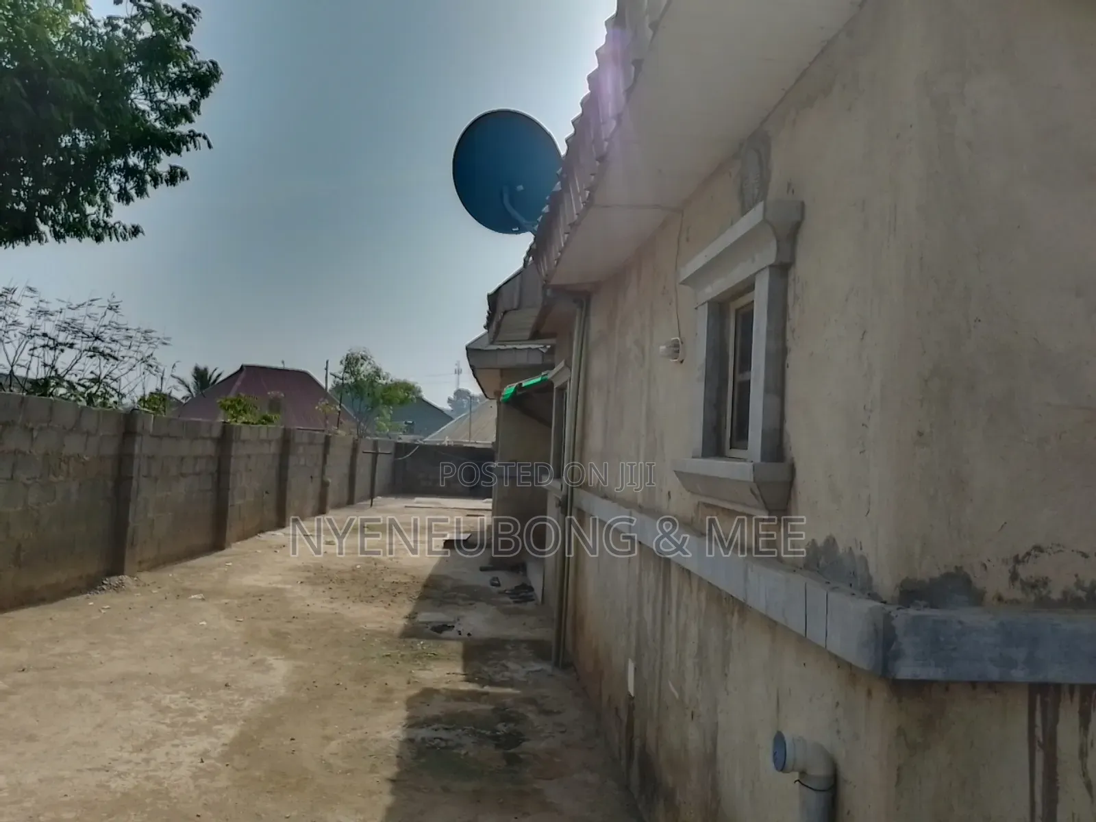 5bdrm Block of Flats in Nurses Estate, Karu for sale