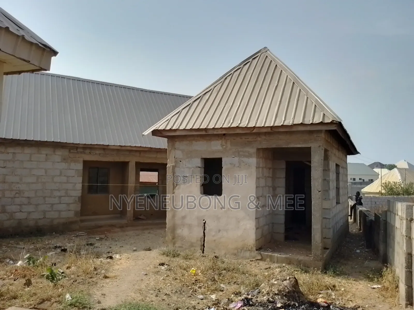 5bdrm Block of Flats in Nurses Estate, Karu for sale