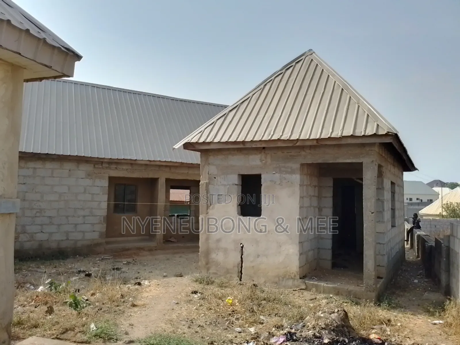 5bdrm Block of Flats in Nurses Estate, Karu for sale
