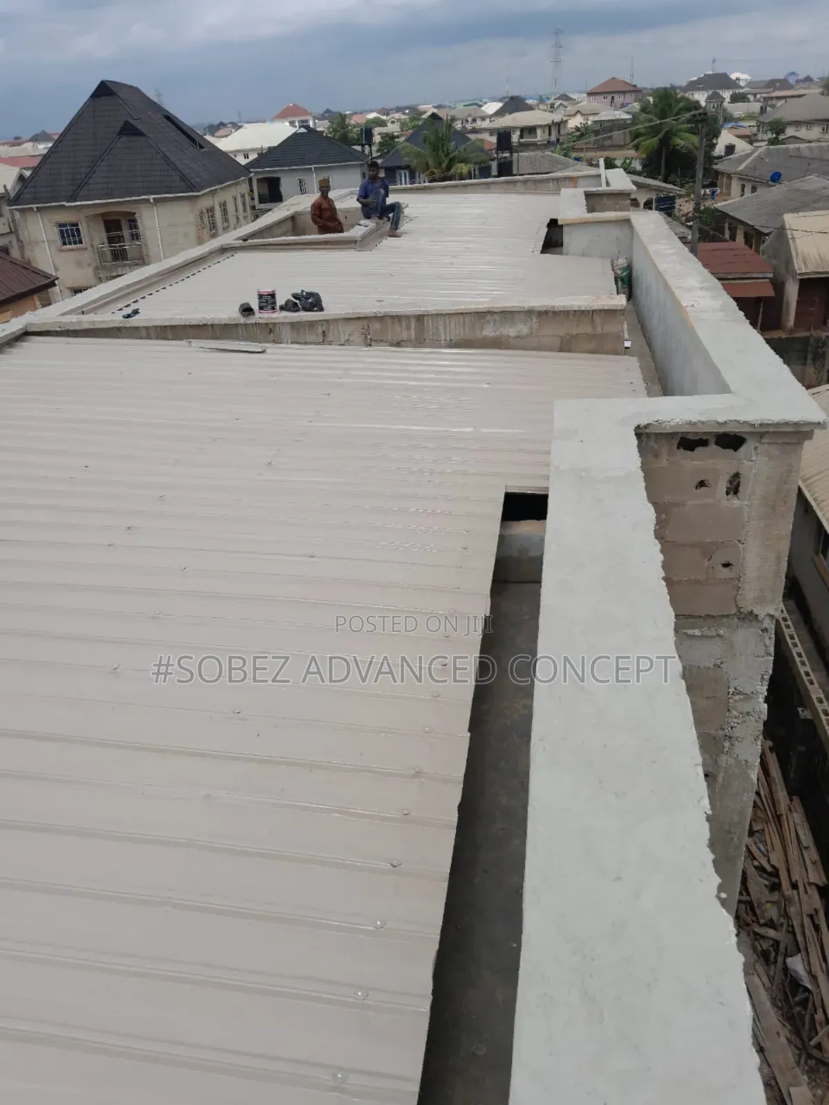 Flat And Hidden Roofing