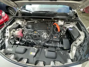 Toyota Venza XLE 2021 Gold