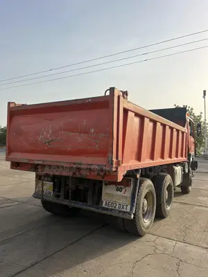 MAN T42 2000 Red