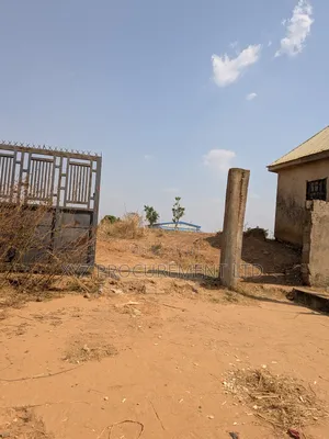 4.5 Hectares of Industrial/Commercial on Tarred Road