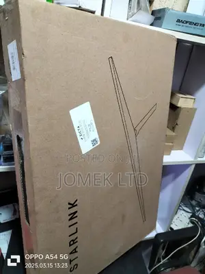 Starlink Standard V3 Mesh Router and Starlink Mounting Kit