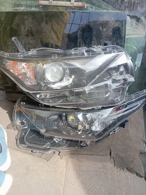 Toyota Corolla Im Europe 2018 Headlight Set