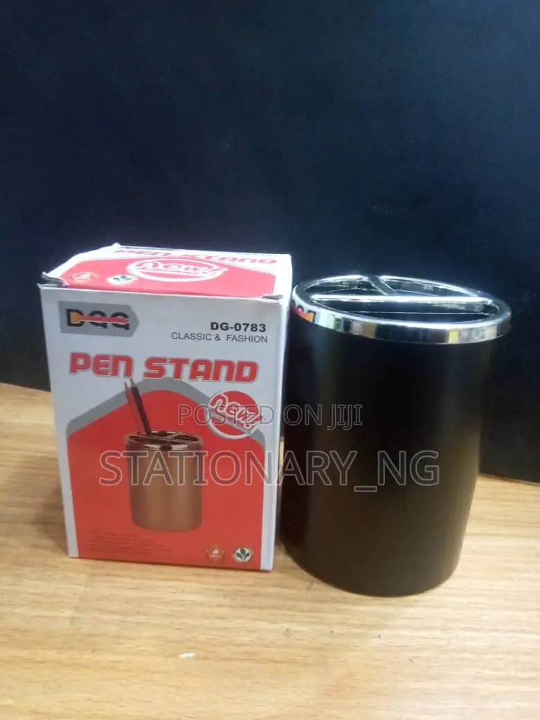 Durable Plastic Pen Holder