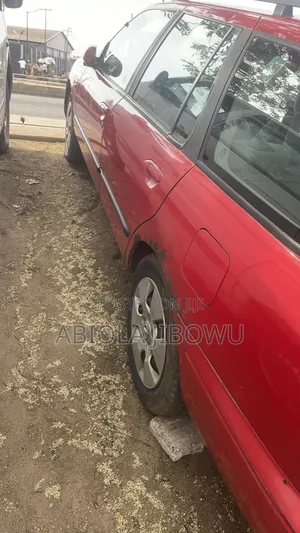 Nissan Primera 2003 Red
