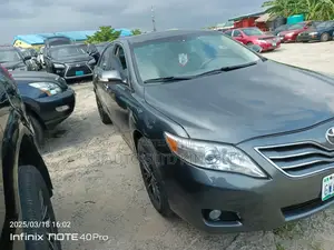 Toyota Camry 2008 Gray