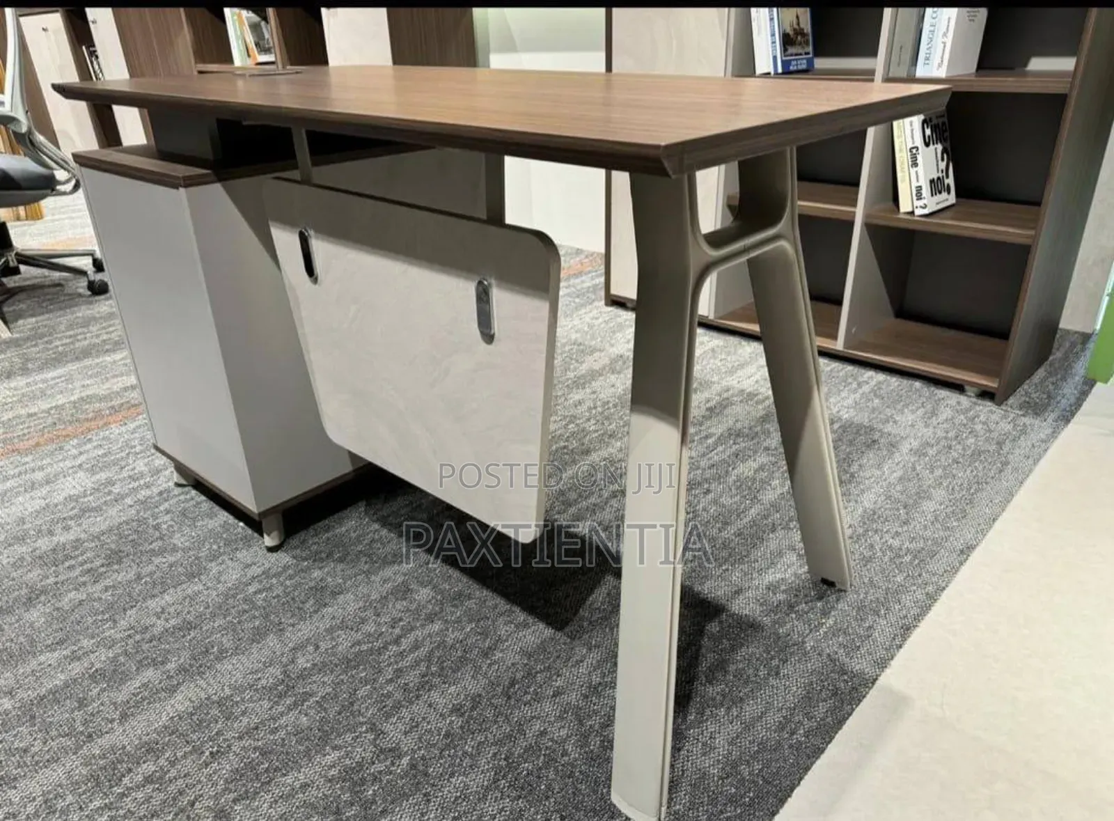 1.4m Table With v Shaped Legs With 2 Storage Units