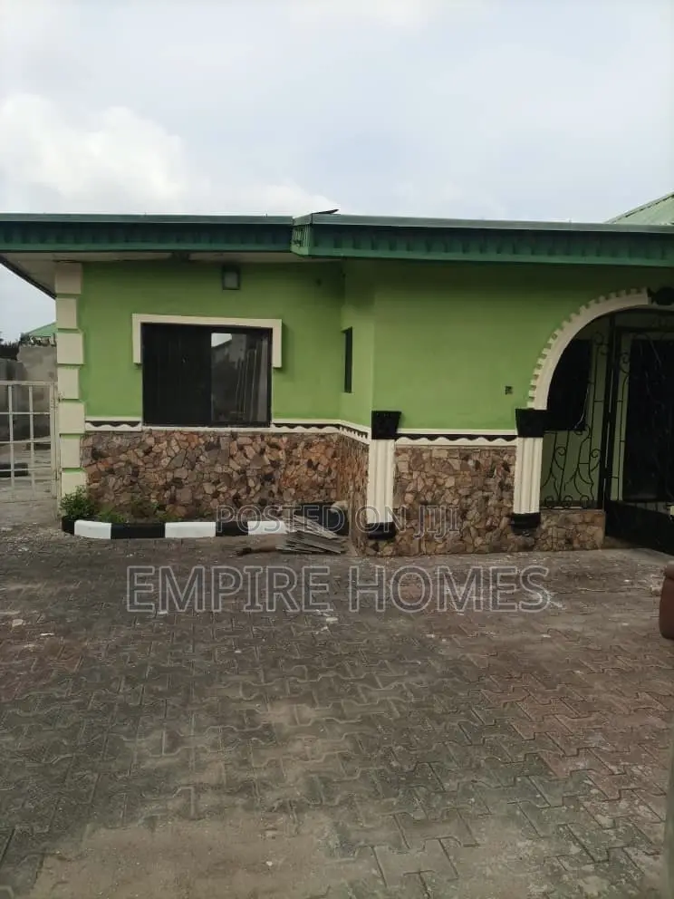 4bdrm Bungalow in Happy Way Estate, Ipaja for sale