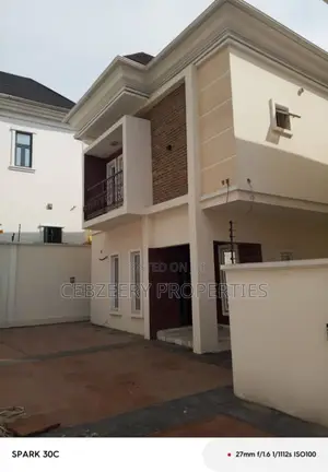 4bdrm Duplex in Omole Phase 1 for rent