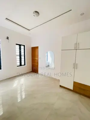 4bdrm Duplex in Ikota, Lekki for rent