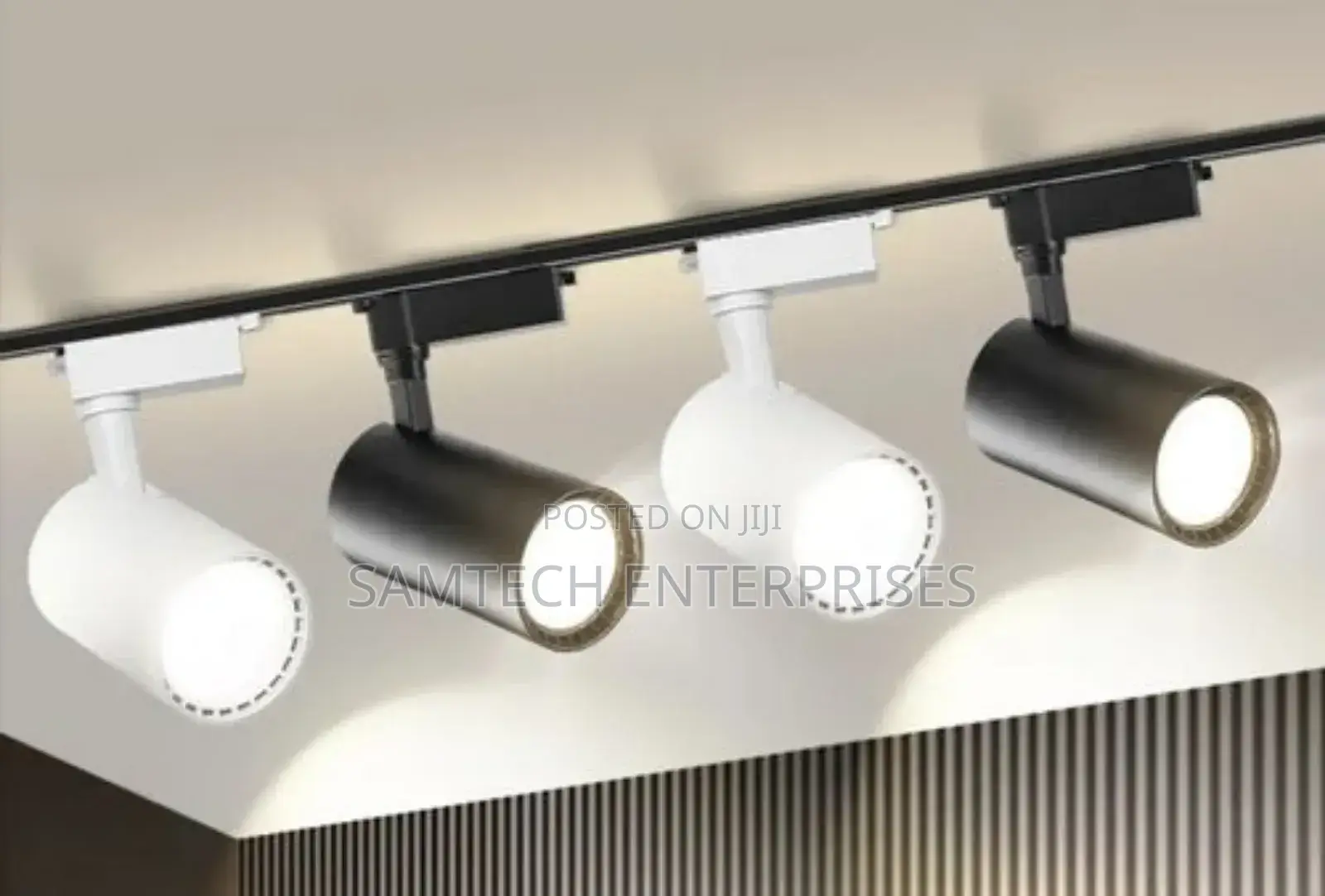 Black Body 4in1 Led Track Light