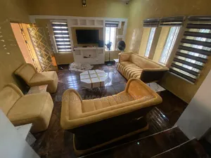Complete Set of Chair
