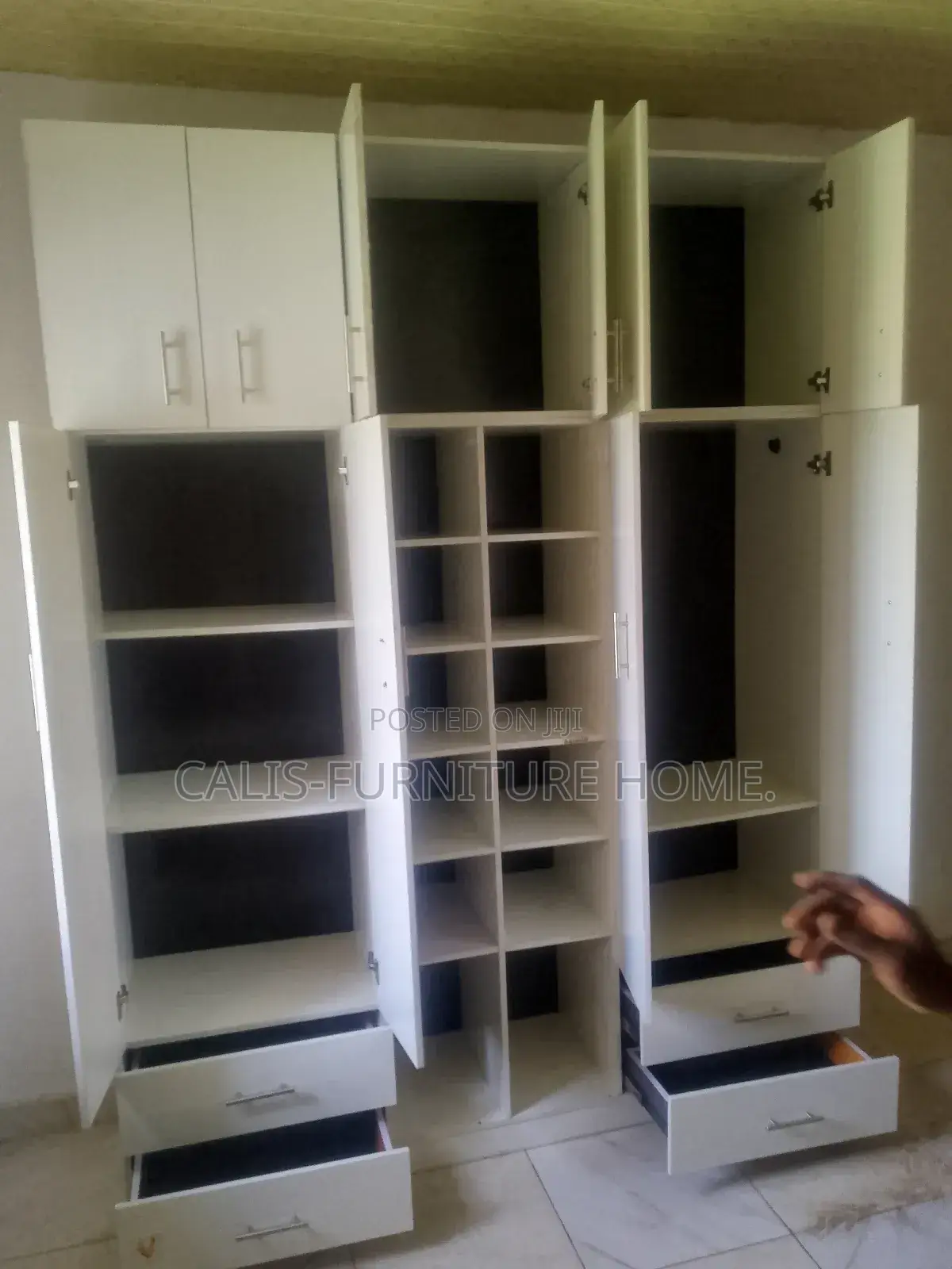 6ft X 8ft Wardrobe (White Color)