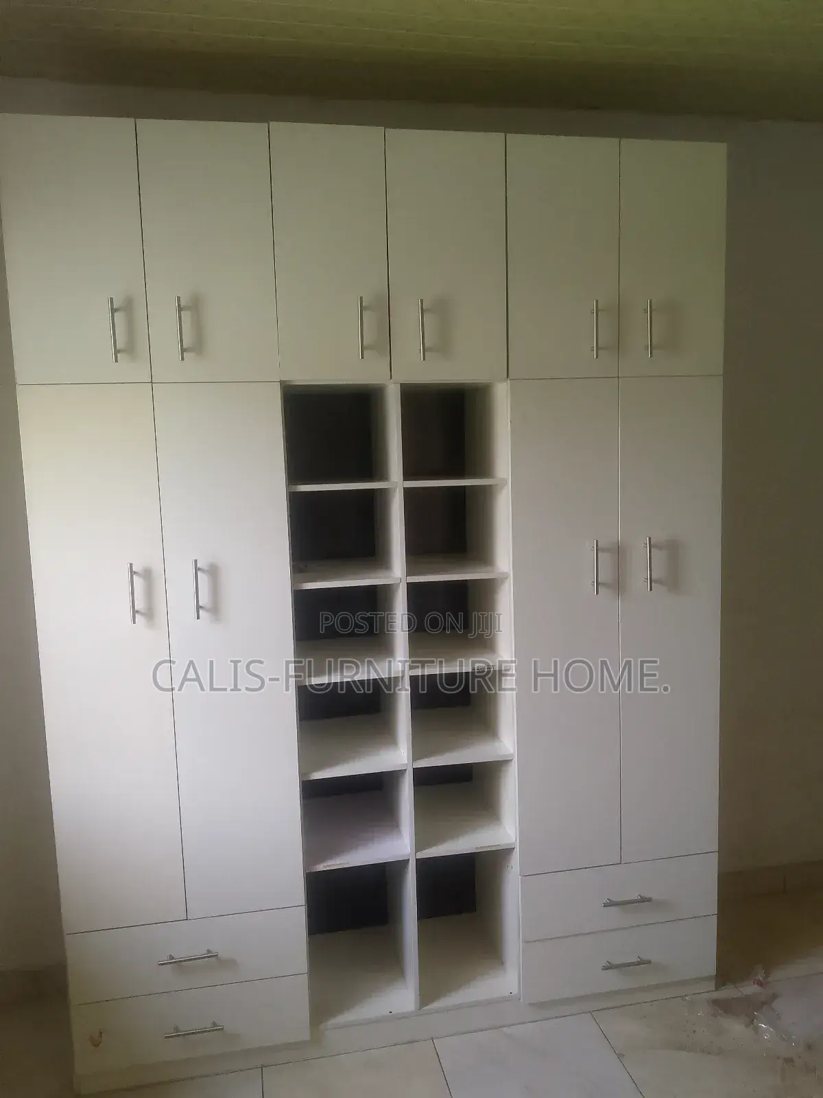 6ft X 8ft Wardrobe (White Color)