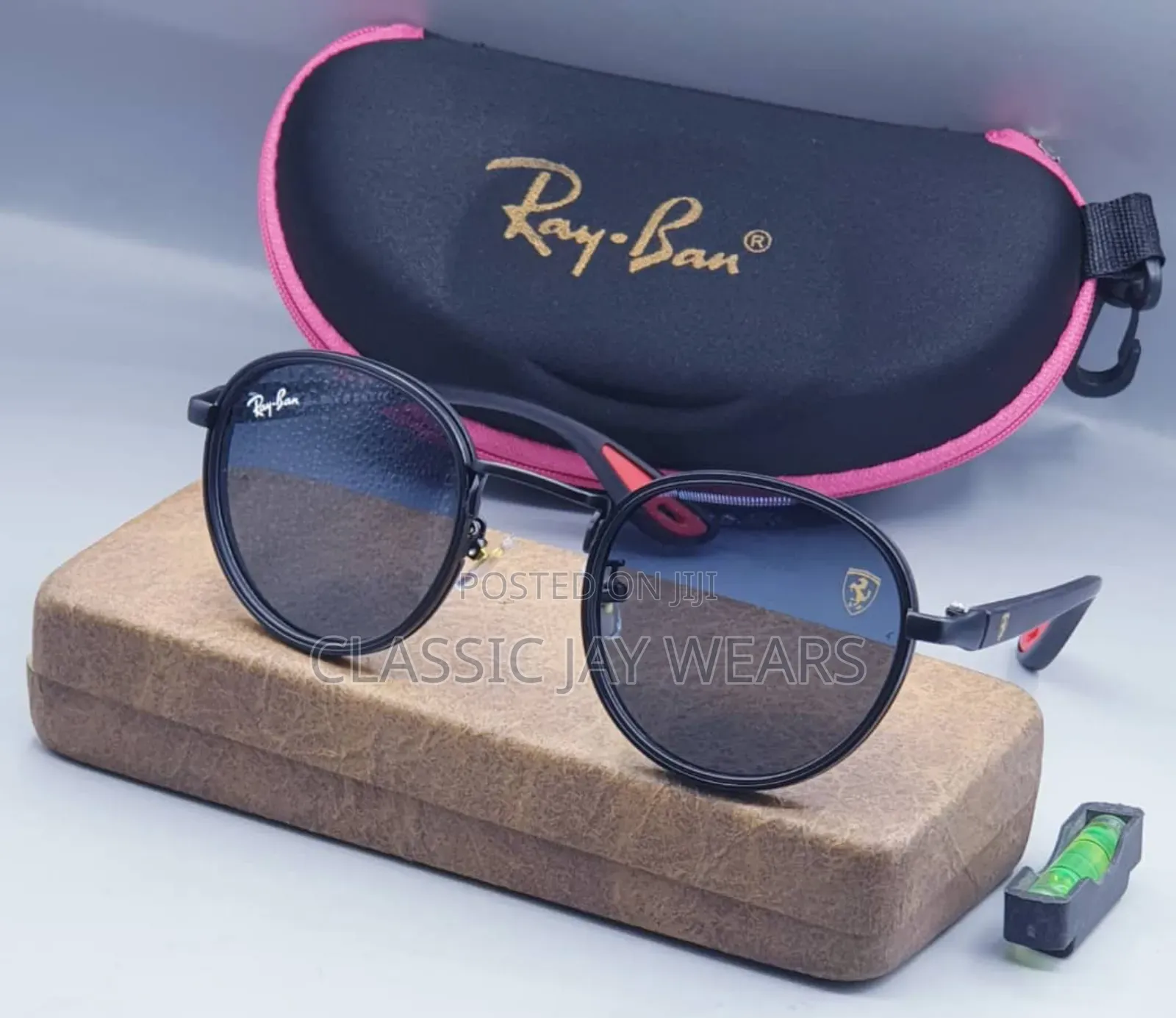 Sunglasses Collections Available in Two Species