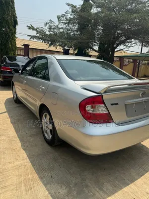Toyota Camry 2004 Silver