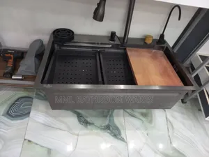 Black Waterfall Modern Kitchen Sinks