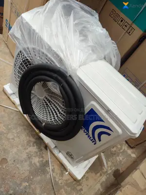 Skyrun 1hp Non Inverter Air Condition With Installation Kits