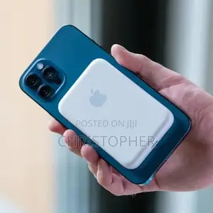30000mah Wireless Magnetic Battery Packs for iPhones Users