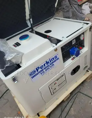 10.0kva of Perkins Diesel Soundproof Generator  Copper Coi