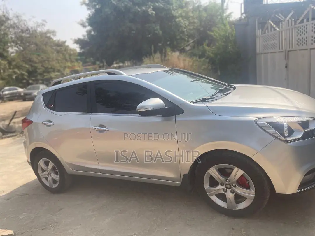 JAC S2 2018 Silver