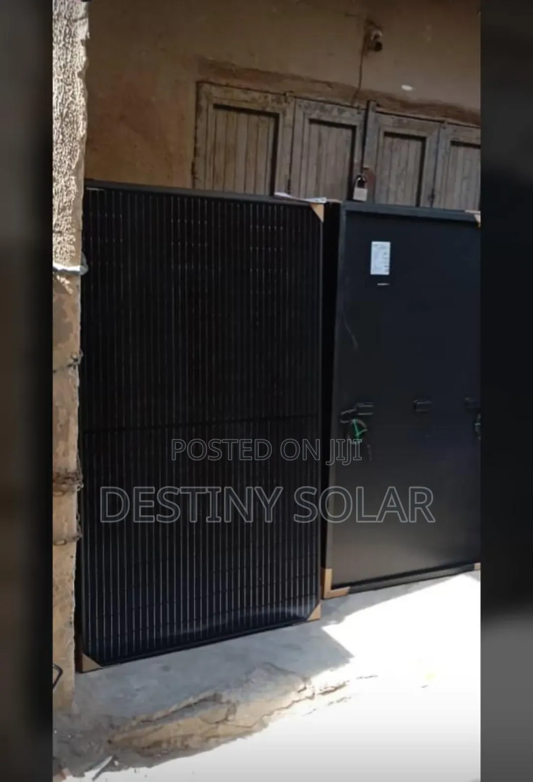 355wtts Solar Panel Jinko Brand New Much Available Good Pric
