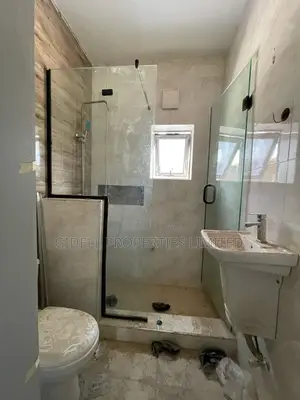 4bdrm Townhouse / Terrace in Durumi for rent