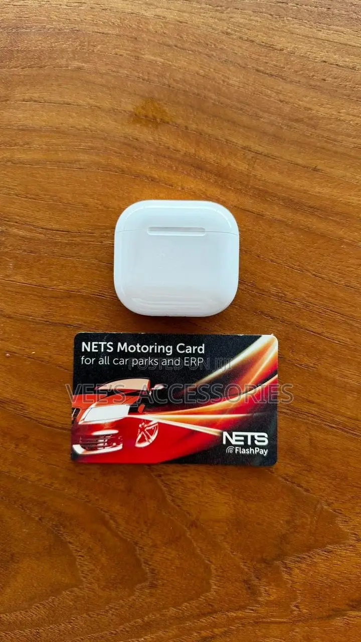Open Box Airpods 4 Anc