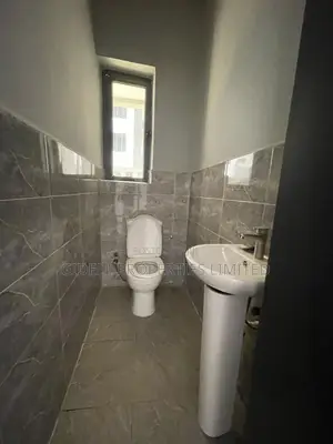 4bdrm Townhouse / Terrace in Guzape District for rent