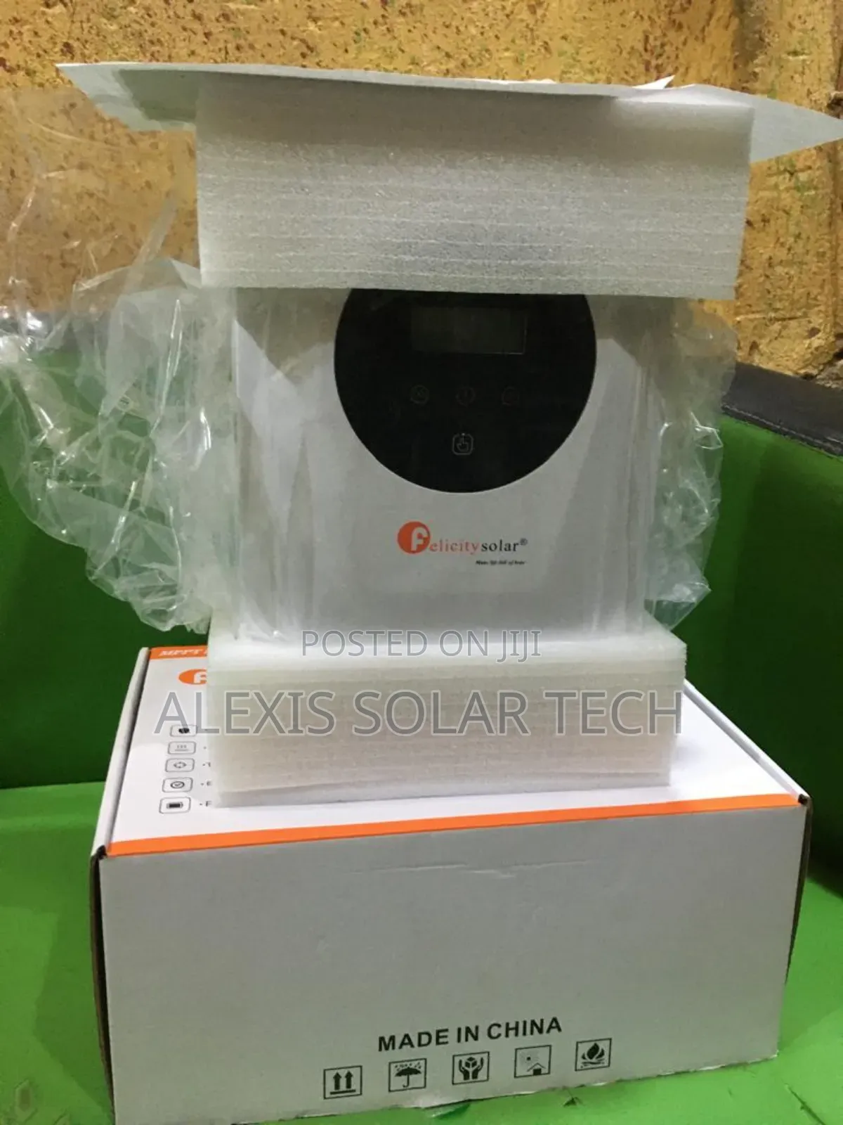Felicity Charge Controller 80amps