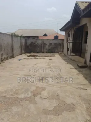 2bdrm Bungalow in Ayobo for sale