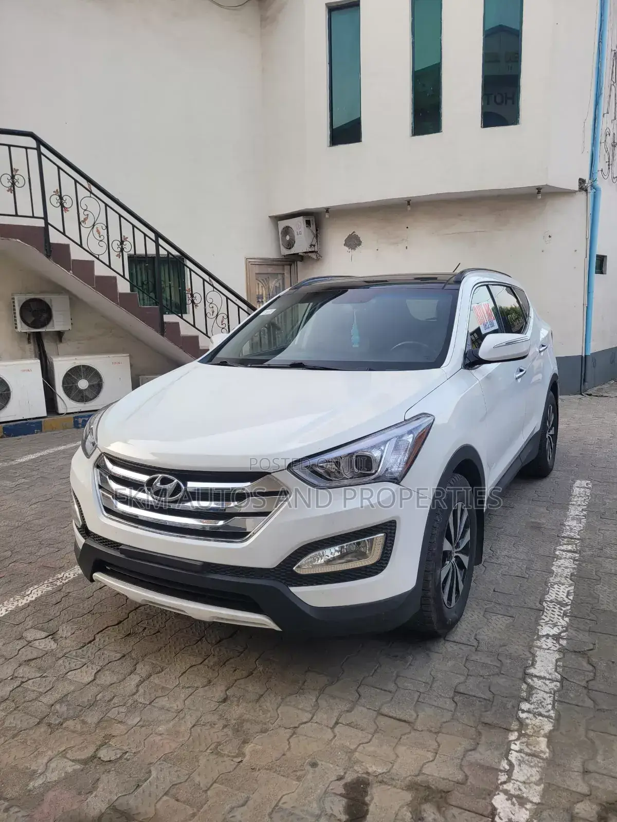 Hyundai Santa Fe 2015 White