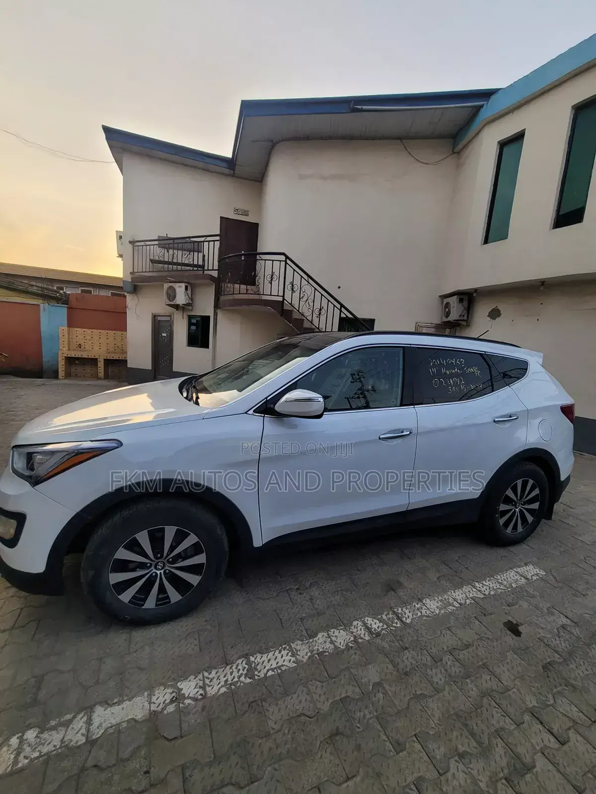 Hyundai Santa Fe 2015 White