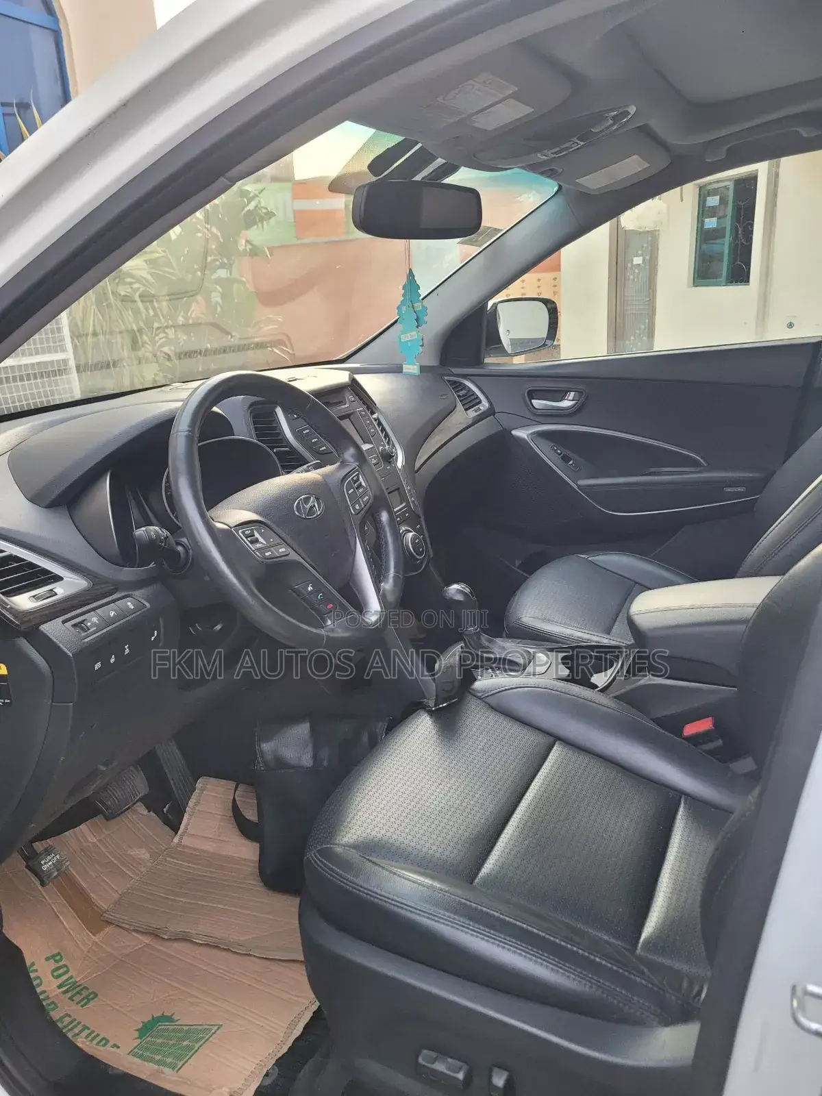 Hyundai Santa Fe 2015 White