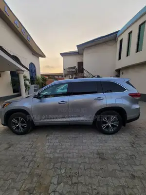 Toyota Highlander 2016 Gray