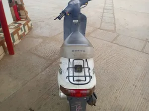 Honda 2004 White