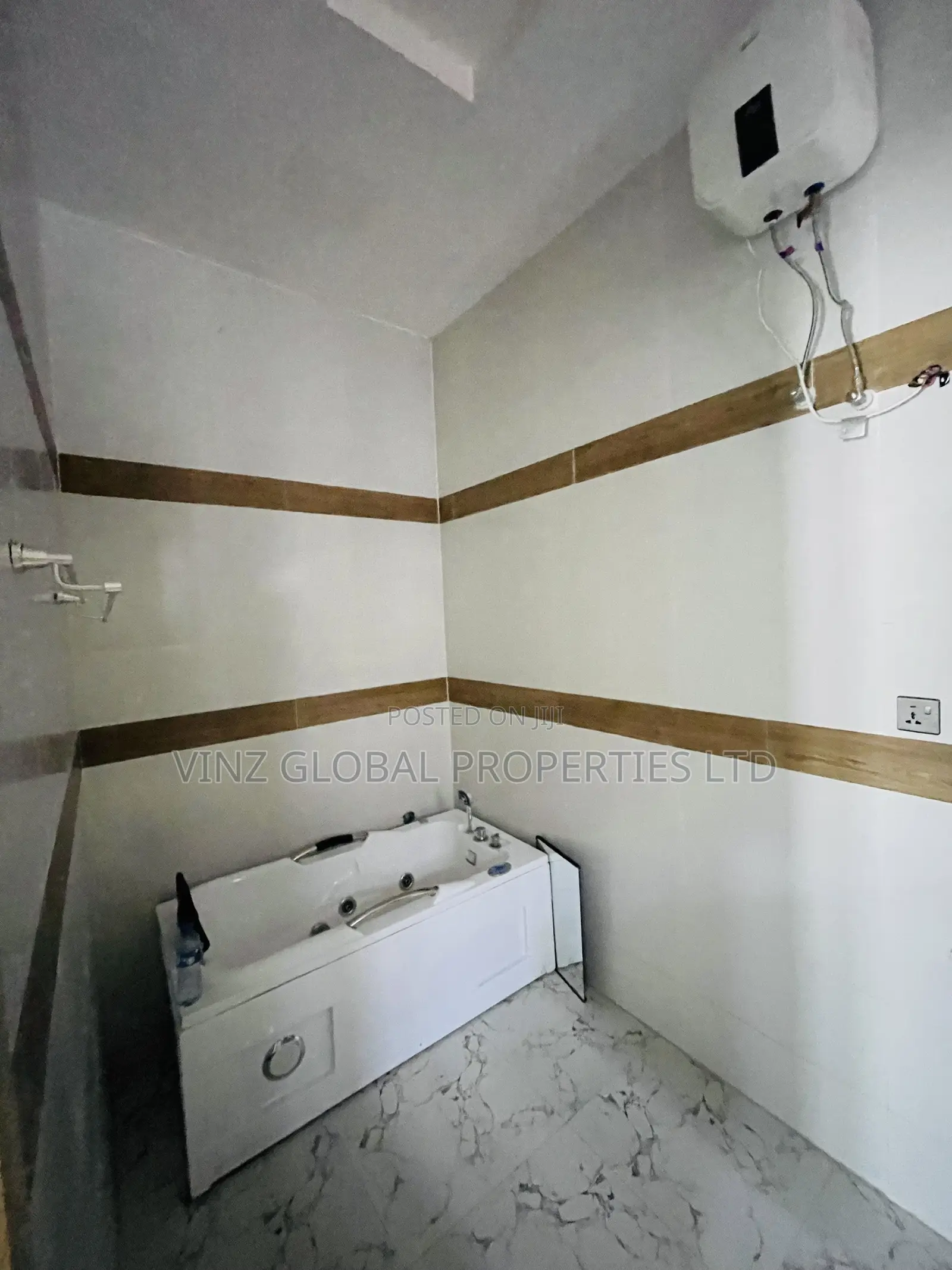 4bdrm Duplex in Lekki Phase 2 for rent