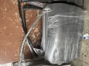 Toyota Camry 012 Front Right ( Body Spare Parts)