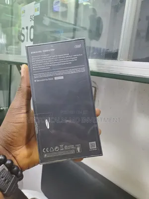 New Samsung Galaxy S10 Plus 128 GB Black