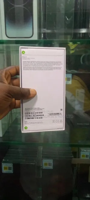 New Apple iPhone 13 128 GB Black