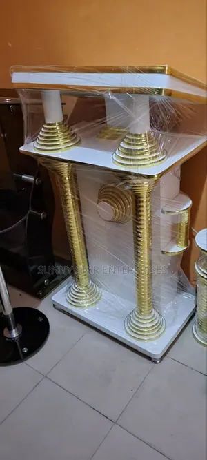High Quality Executive Gold Pulpit for Church