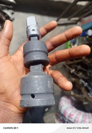 Adopter Socket