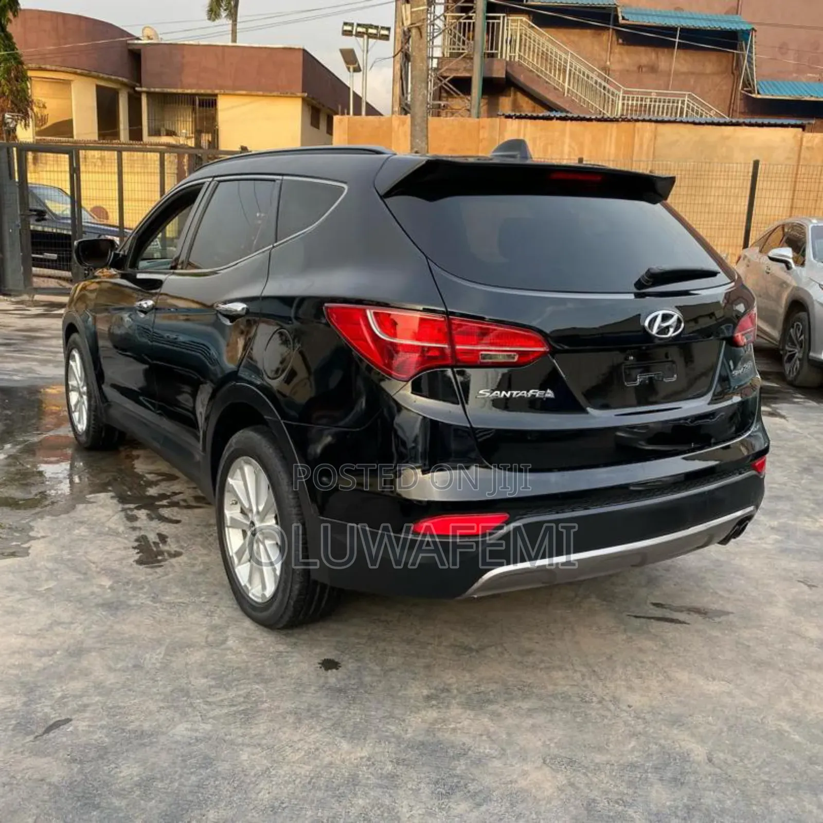 Hyundai Santa Fe 2013 Black