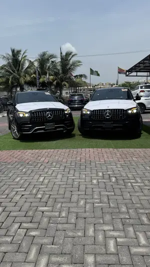 Mercedes-Benz GLE-Class 2021 Black