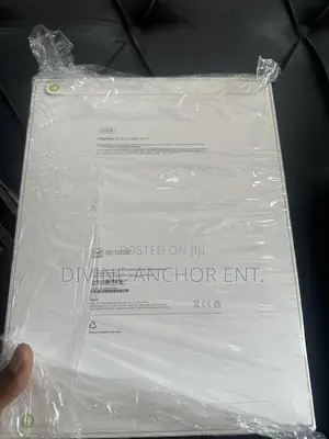New Apple iPad Pro 13 (2024) 512 GB Black
