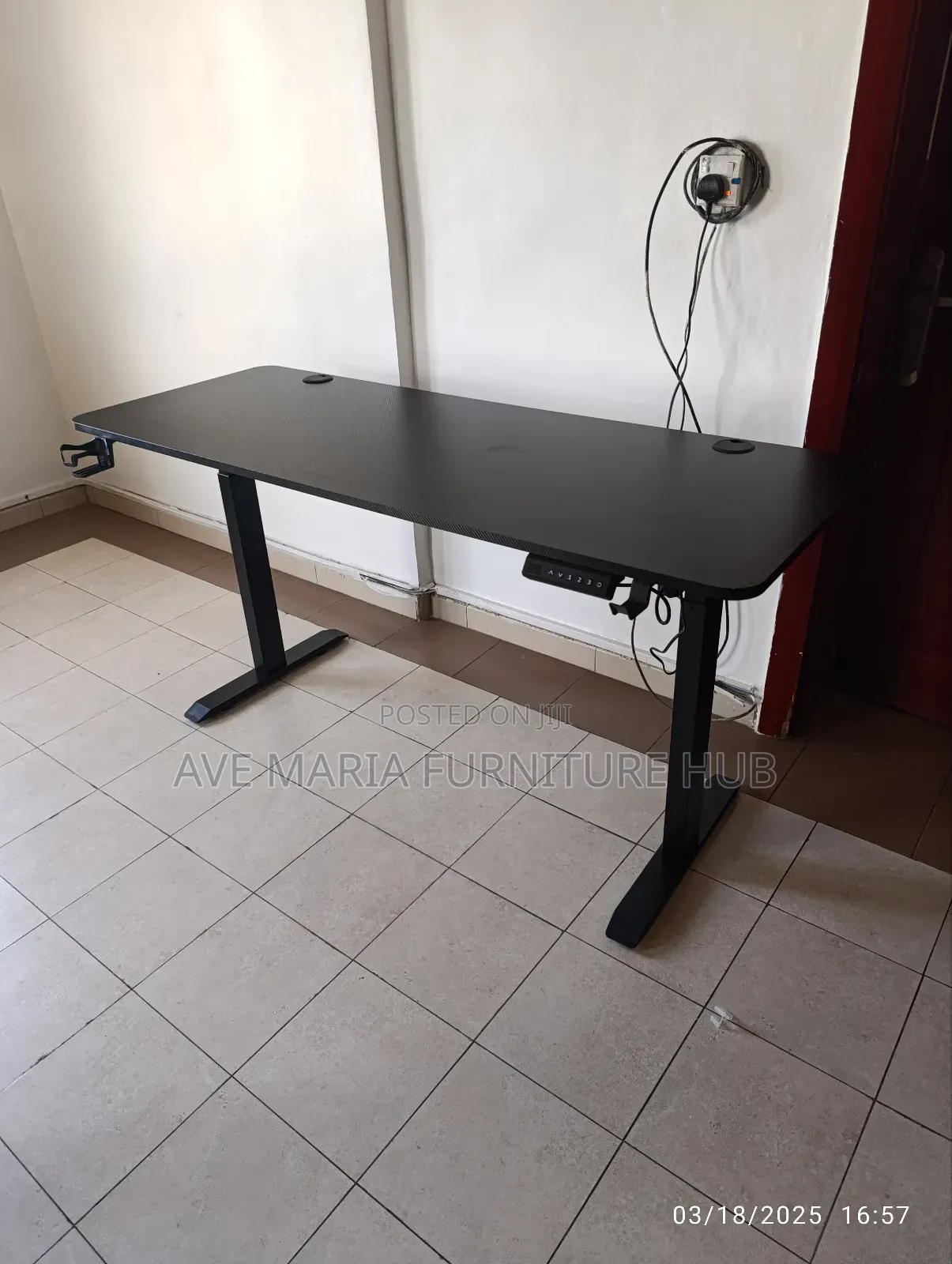 Electric Adjustable Height Desk.