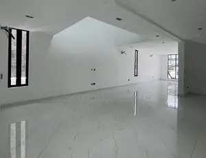 5bdrm Duplex in Lekki County Homes for sale